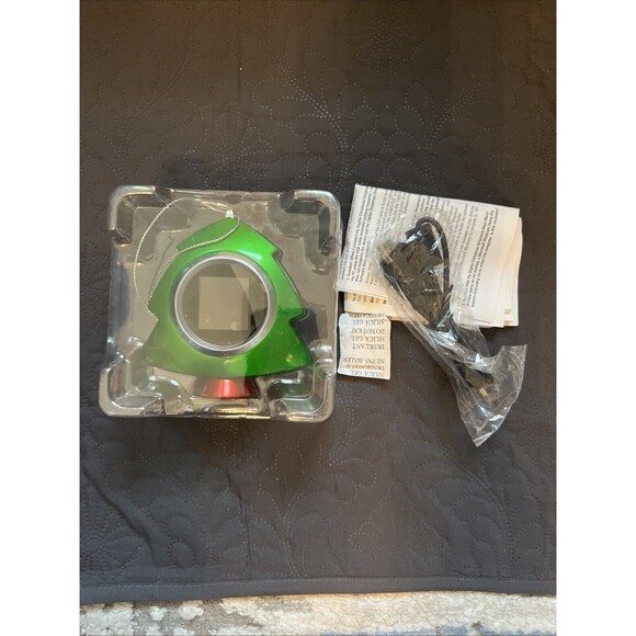 RETRO 2008 Digital Christmas Ornament by Target PC Win 2000, XP, Vista - Picture 5 of 7